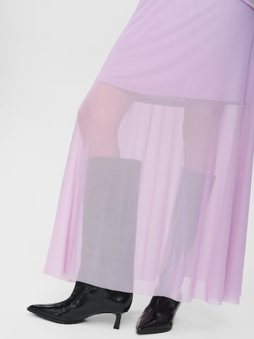 Robe de soirée 'Nucirri' NÜMPH en violet