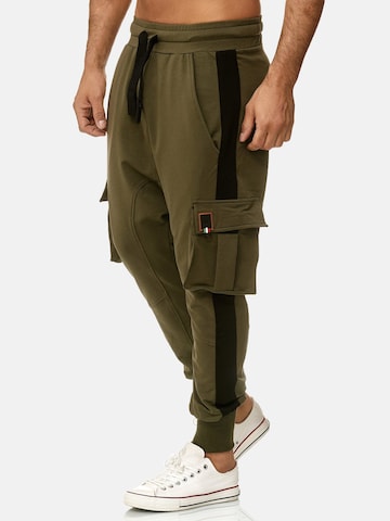 regular Pantaloni '19618' di Tazzio in verde
