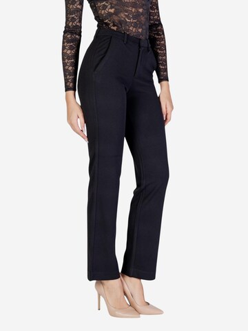 Bootcut Pantaloni 'ONLRAFFY-YO LIFE MID STR TLR NOOS 15265049' di ONLY in nero