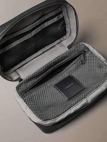 Calvin Klein - Neceser en negro