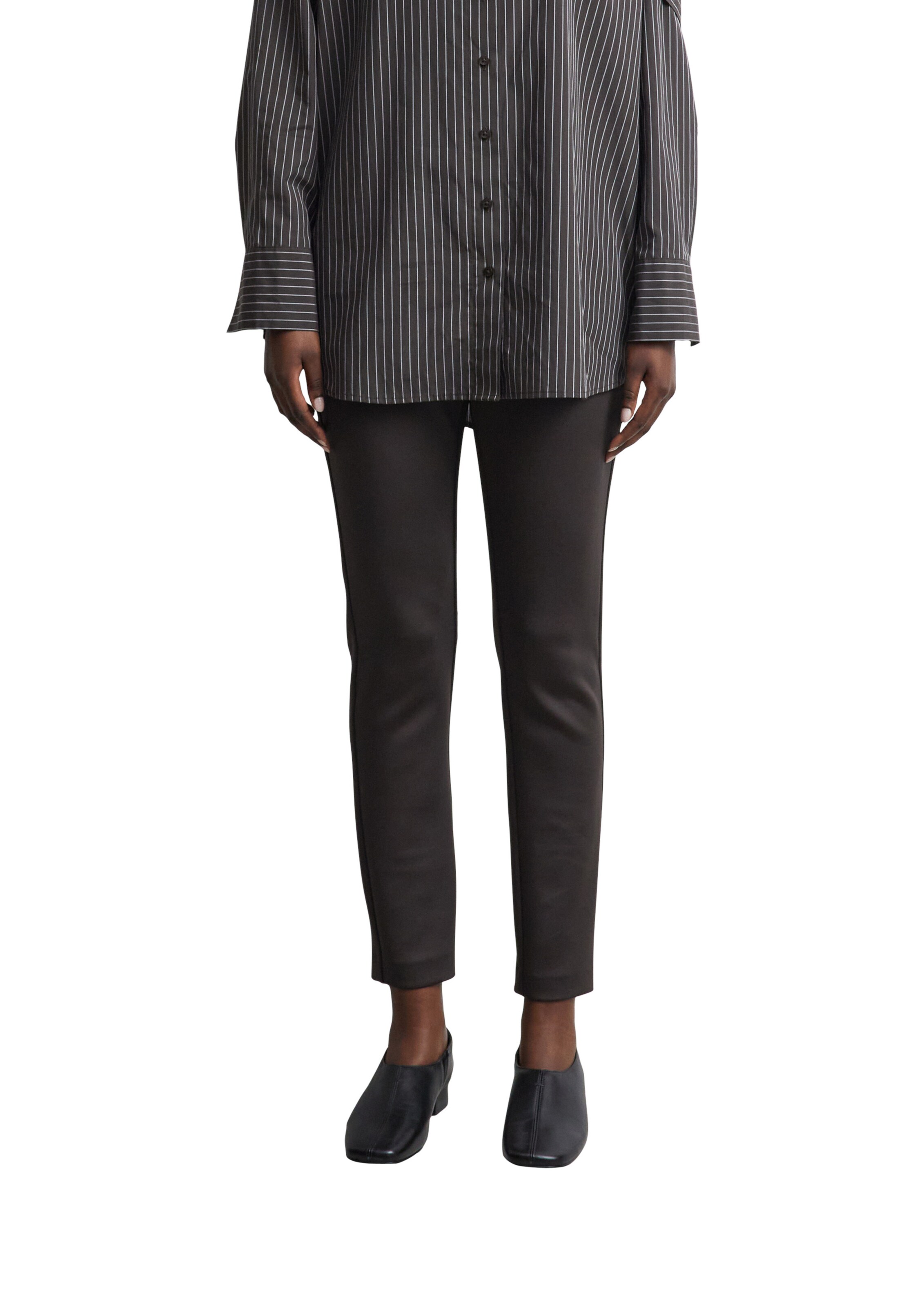 COMMA Slimfit Hose in Braun: Vorderseite