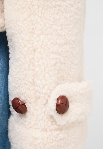 MUSTANG Between-Season Jacket 'Style Sherpa' in Beige