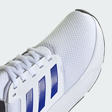 Chaussure de course 'Galaxy 6' ADIDAS SPORTSWEAR en blanc