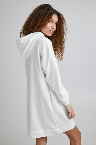 The Jogg Concept فستان بلون أبيض