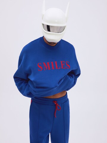 Smiles Sweatshirt 'Jay' in Blauw: voorkant