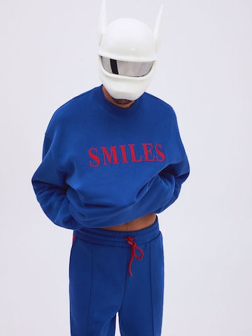 SmilesSweater majica 'Jay' - plava boja: prednji dio