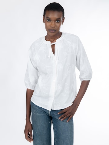 Influencer Блуза в бяло: отпред