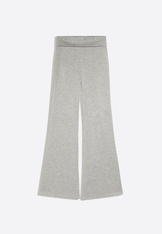 Bershka Flared Byxa i grå