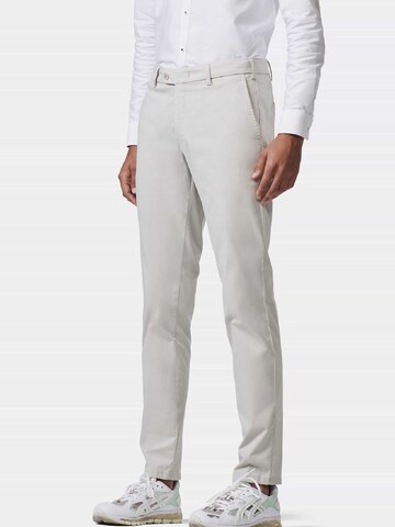 Coupe slim Pantalon chino 'Lupus' MMXGERMANY en gris : devant