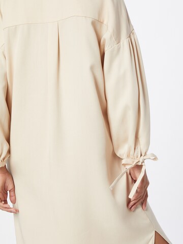 Robe 'Pembroke' JcSophie en beige