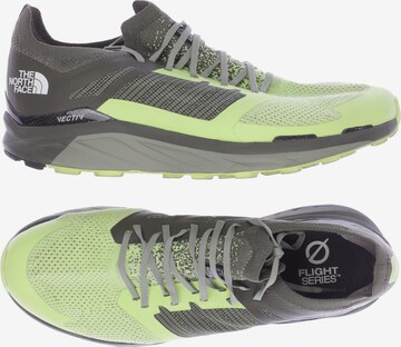 THE NORTH FACE Sneakers & Trainers in 44 in Green: front