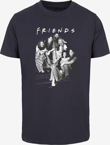 ABSOLUTE CULT T-Shirt 'Friends - Group Stairs' in Blau: predná strana