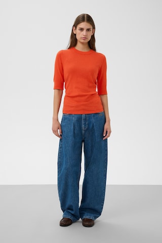 SOAKED IN LUXURY Trui 'SLSpina' in Oranje