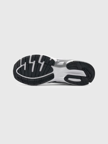 Dutch'D Sneaker low 'Arena' in Silber
