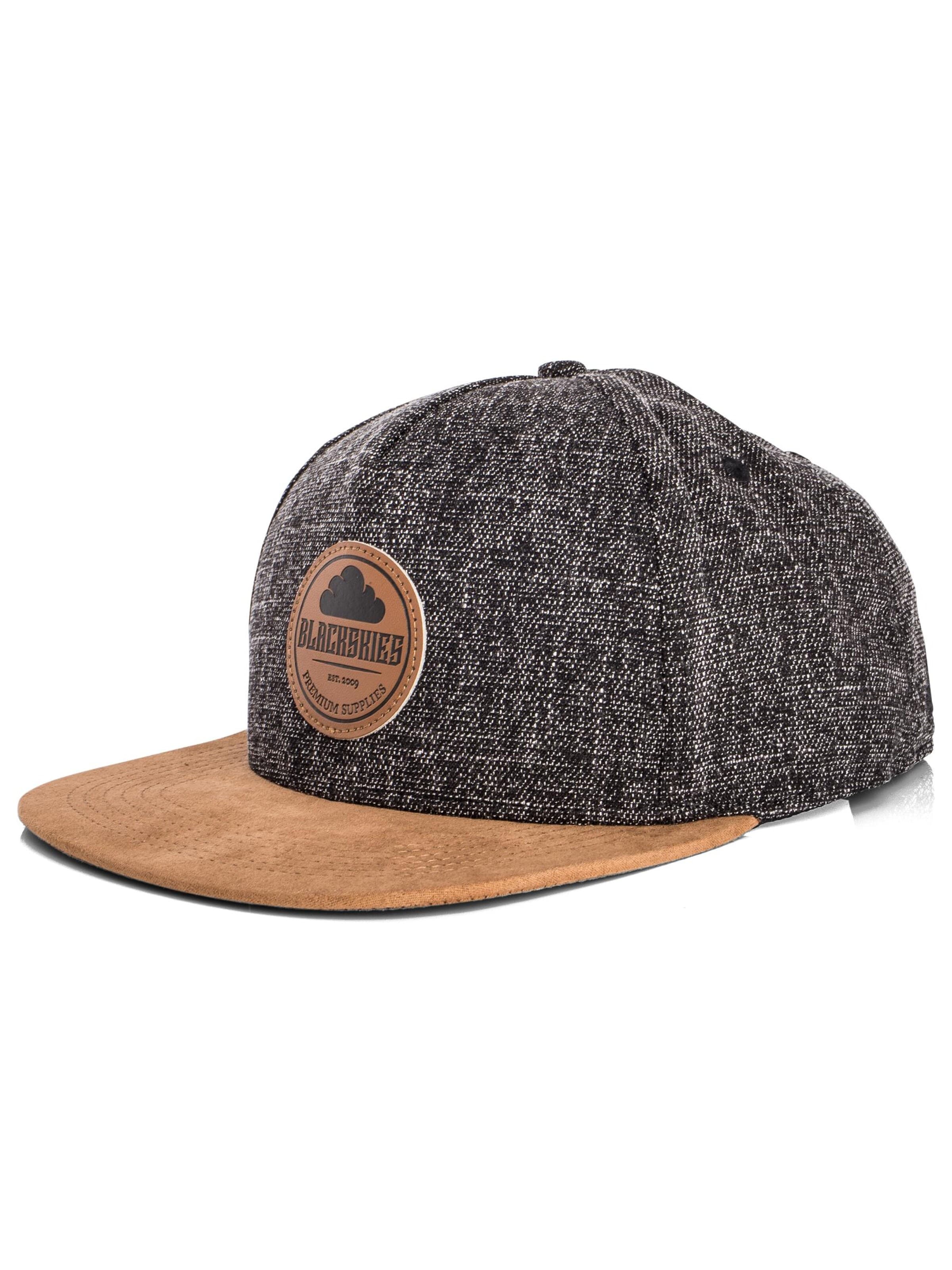 Blackskies Cap 'Pathfinder' in Black: front