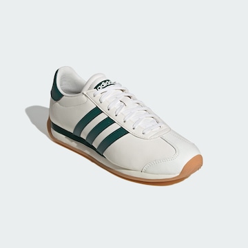 ADIDAS SPORTSWEAR Ниски маратонки 'Runvista' в бяло