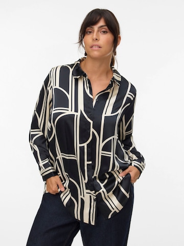 Vero Moda Curve Bluse 'VMChadley' in Schwarz: Vorderseite