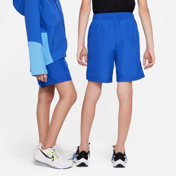 NIKE Regular Sporthose in Blau