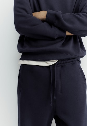 Pull&Bear Luźne Spodnie w kolorze niebieski