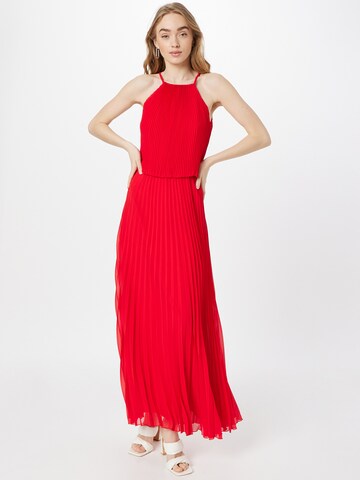 APART Evening Dress in Red: front