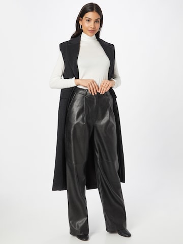 Samsøe Samsøe Wide leg Pleat-Front Pants in Black