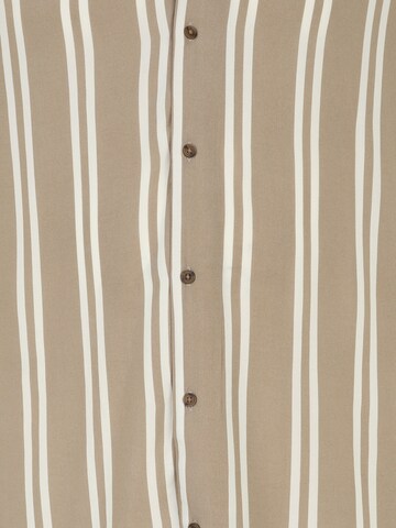Jack & Jones Plus Comfort fit Button Up Shirt 'JJEJeff' in Beige