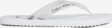 Tongs Calvin Klein Jeans en blanc