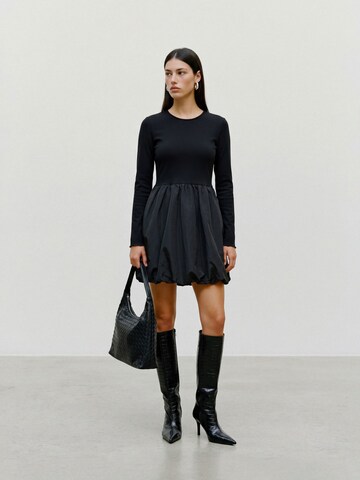 Robe 'AWDENVER' VERO MODA en noir