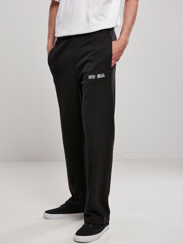 Loosefit Pantaloni di Urban Classics in nero: frontale