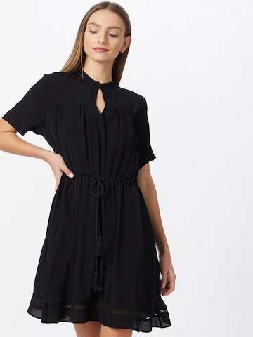 ICHI - Vestido camisero en negro: frente