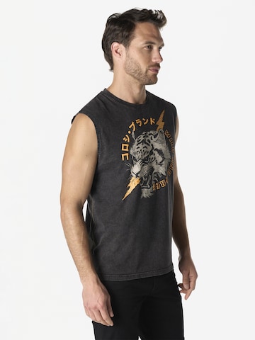 KOROSHI - Camisa em preto