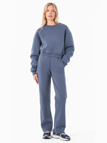 Organication Sweatshirt in Blau