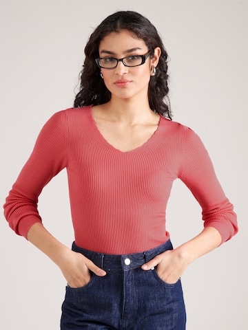 NÜMPH Sweater in Pink: front