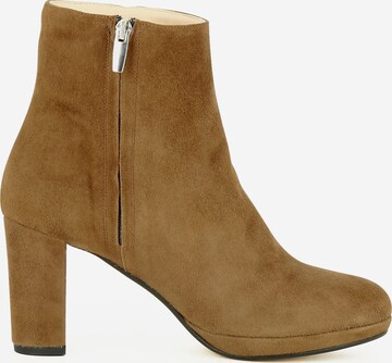 EVITA Ankle Boots in Brown