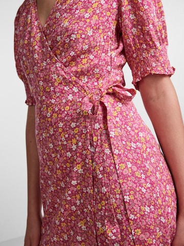 Robe 'Tala' PIECES en rose