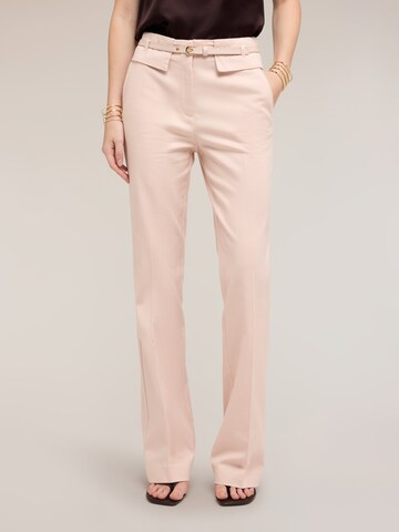 MOTIVI - Acampanado Pantalón en rosa