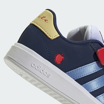 ADIDAS SPORTSWEAR Trainers 'Adidas x Disney Jasmine Grand Court 00s' in Blue