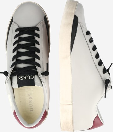 GUESS Sneaker 'LODI' in Grau