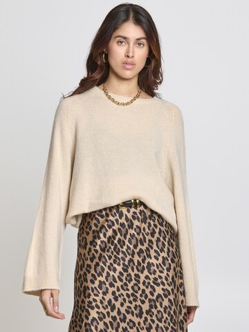 Lilavie Pullover 'Sophiaa' in Beige: Vorderseite