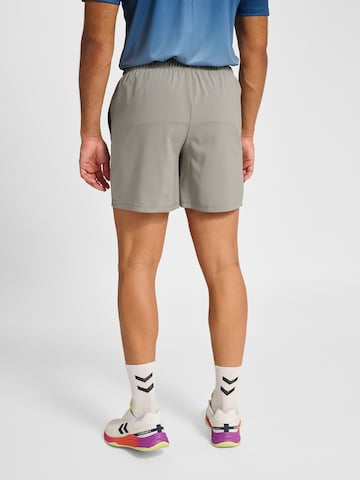 Hummel Regular Sportbroek in Grijs