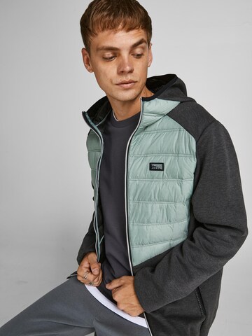 Veste mi-saison 'Toby' JACK & JONES en gris