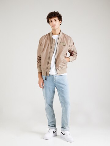 Giacca di mezza stagione 'MA-1' di ALPHA INDUSTRIES in grigio