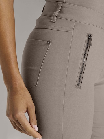 Skinny Pantalon MADELEINE en marron