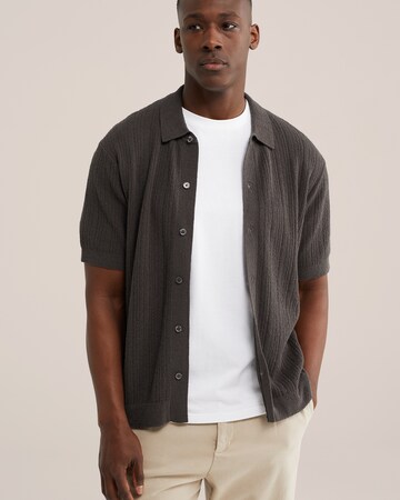 WE Fashion Regular fit Πουκάμισο σε πράσινο: μπροστά