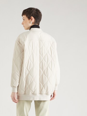 Veste mi-saison 'TINA' ONLY en beige