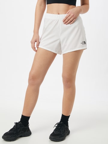 THE NORTH FACE Regular Outdoorshorts 'Mountain Athletics' in Weiß: predná strana