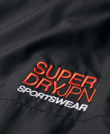 Veste mi-saison 'Yachter' Superdry en noir