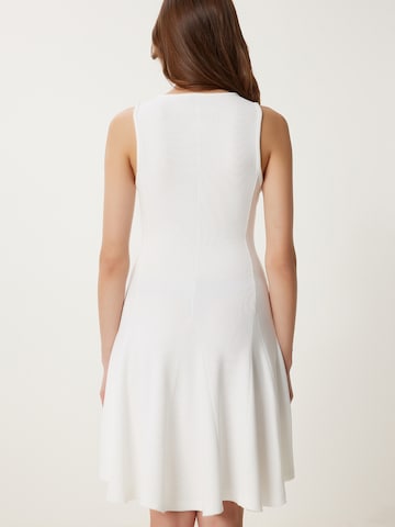 Happiness İstanbul Šaty - Biela