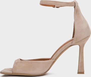 Estro Strap Sandals '34-0346-29' in Beige: front