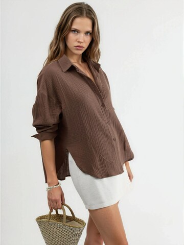 Busem Shirt in Brown
